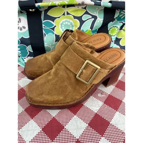 Born Hannah Slip on Mule Buckle clogs - Picture 5 of 9